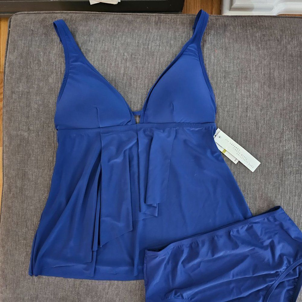 Beyond Women's Blue Adjustable Strap Tankini Top & Bikini Bottom Size 14 - Picture 2 of 13